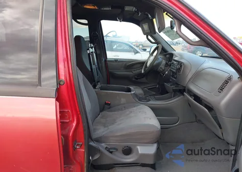 2000 Ford Expedition Xlt z USA, uszkodzony, nr VIN 1FMRU1569YLA59097